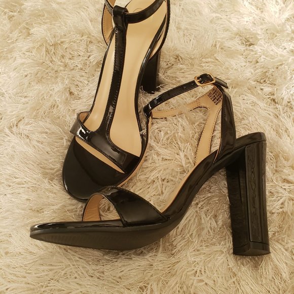 High Black Sandals - Picture 2 of 4